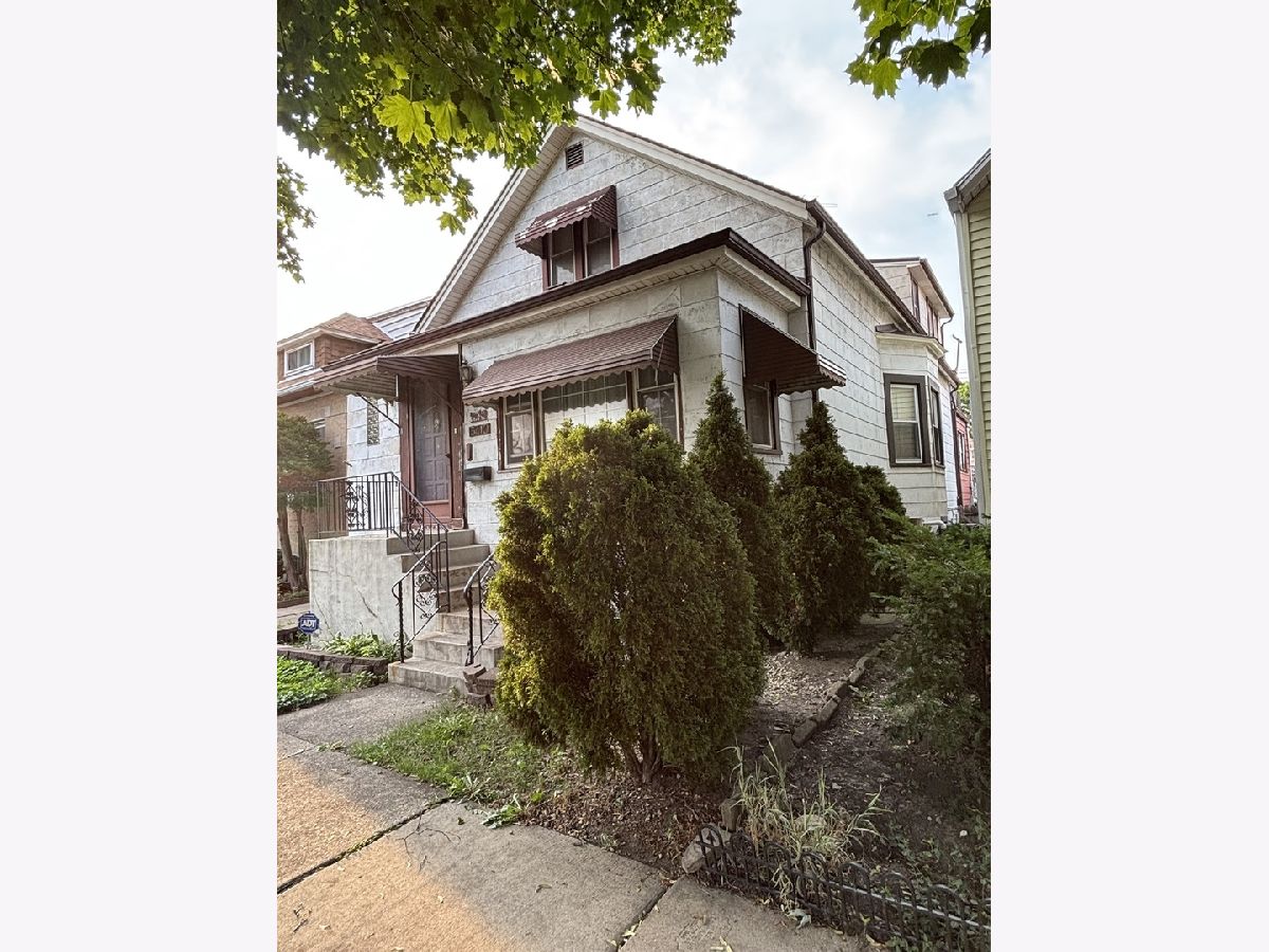 Condos & Townhomes & Homes Sold Portage Park Condos Chicago Illinois, 5410 Berenice