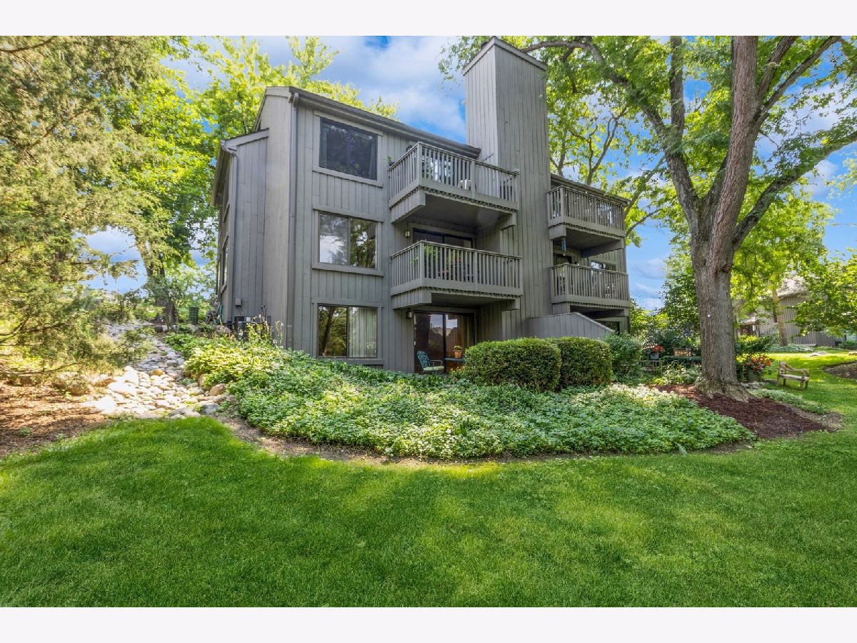  Sold Lake Barrington Illinois, 380 Woodview