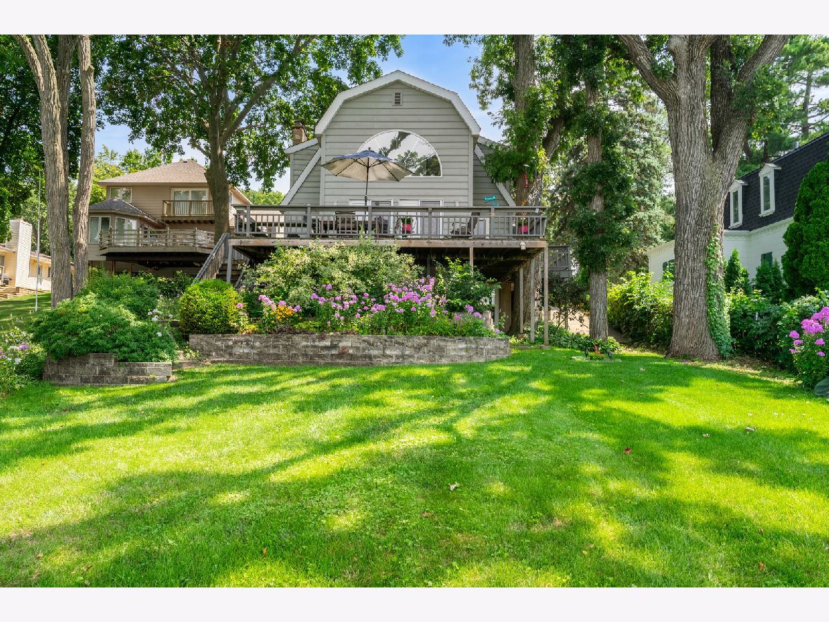 Homes For Sale Wildwood Wonder Lake Illinois, 4923 Lake Shore Drive