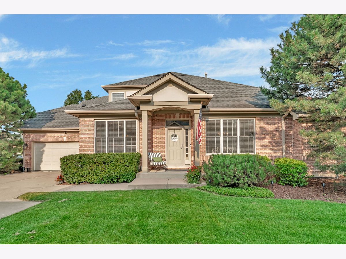  Sold Lemont Illinois, 1533 Ashbury