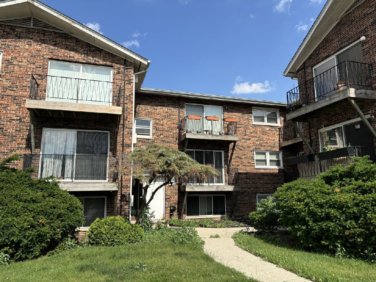  Rented Lyons Illinois, 4545 Prescott