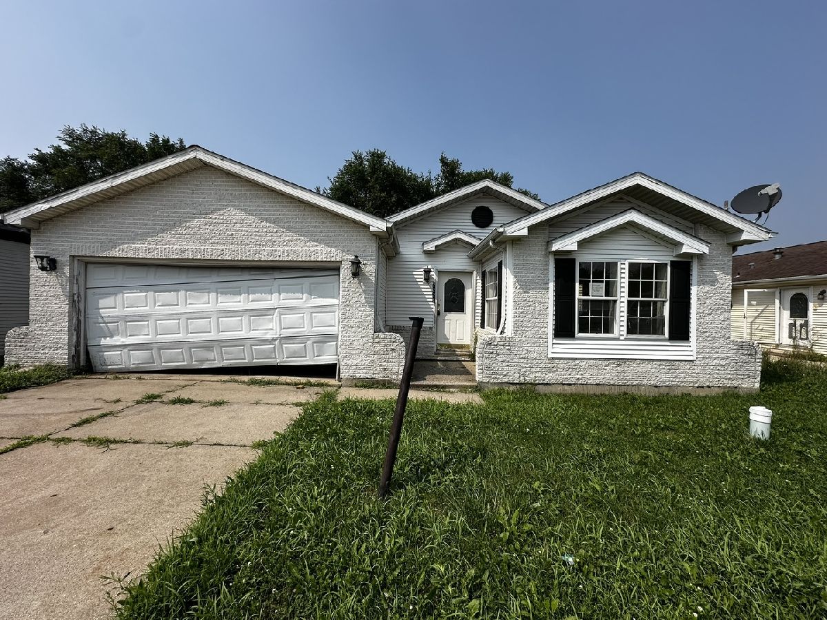  For Sale Sauk Village Illinois, 2221 Rush Street
