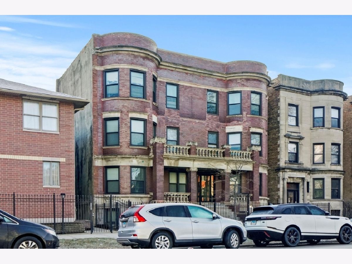 Rented Chicago Illinois, 4521 Michigan
