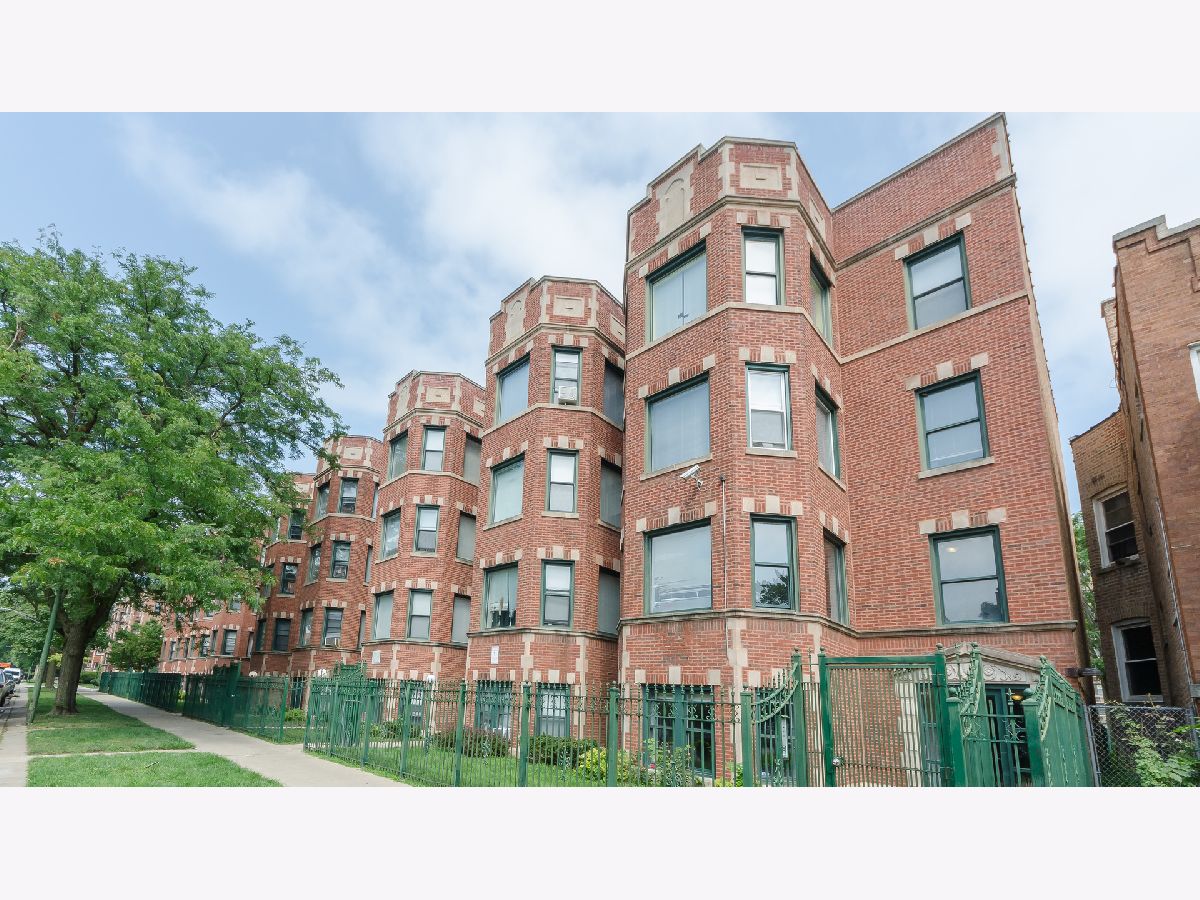  Rented Chicago Illinois, 2215 69th