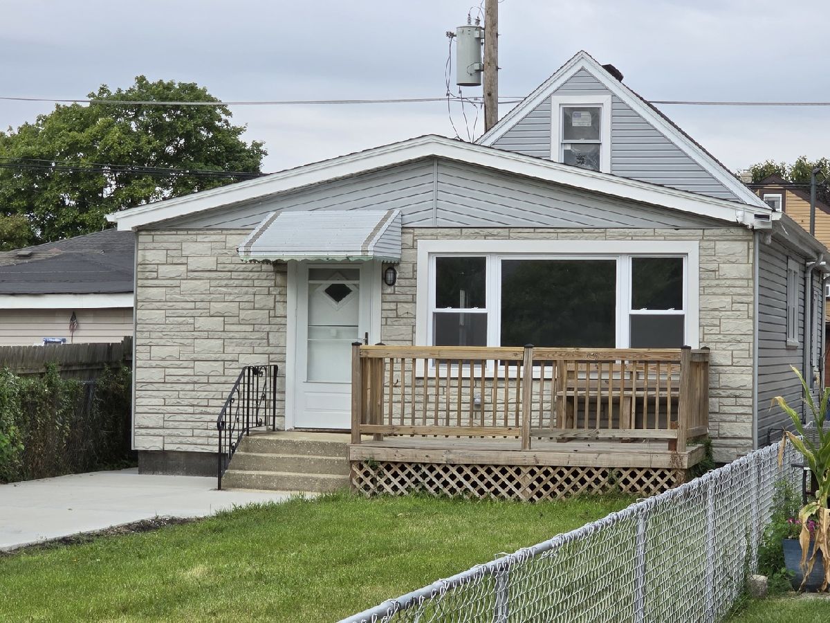  Sold Chicago Illinois, 4854 Latrobe