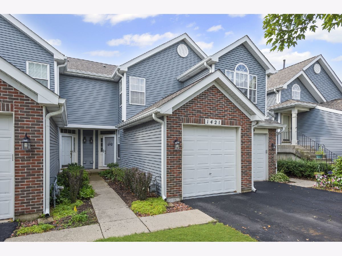  For Sale Elgin Illinois, 1421 Shawford Way