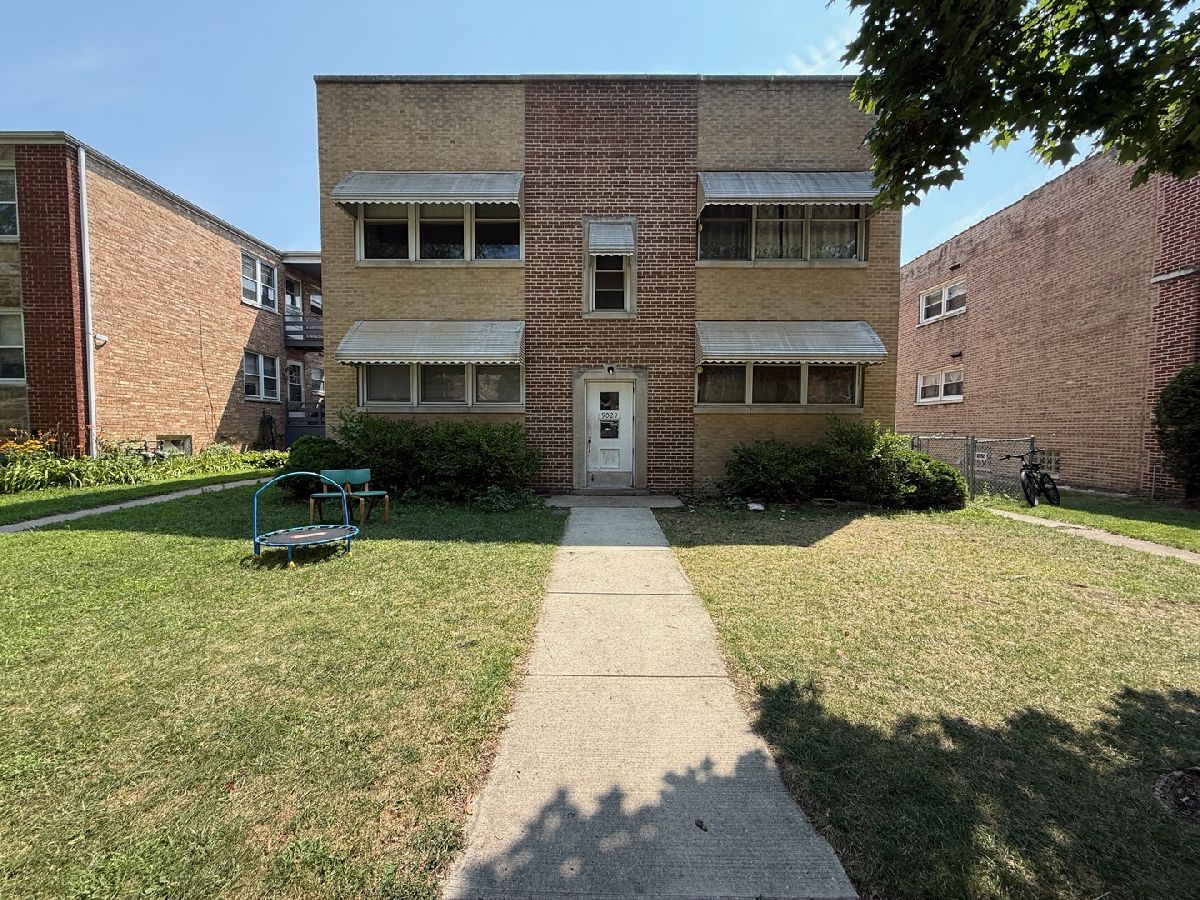  Rented Skokie Illinois, 9029 La Crosse
