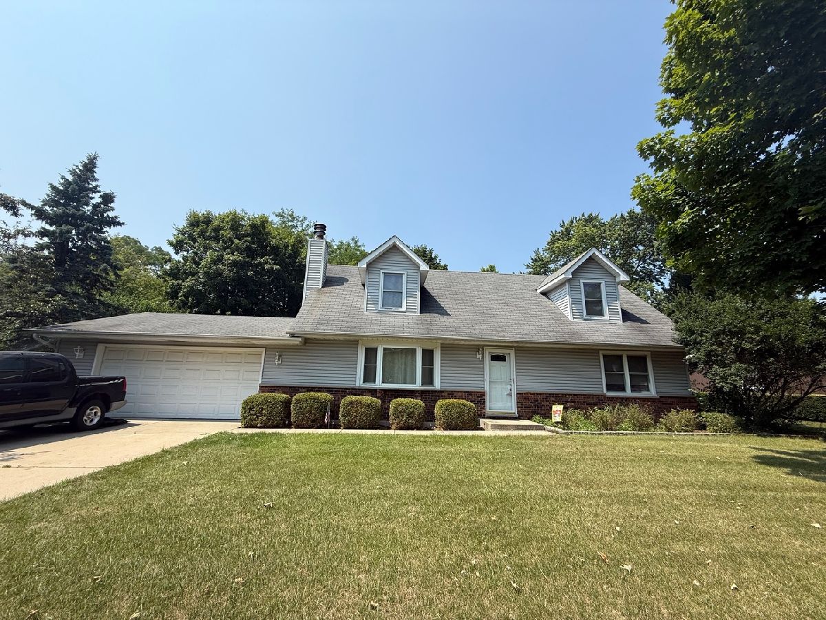  For Sale Winthrop Harbor Illinois, 242 Thompson Avenue