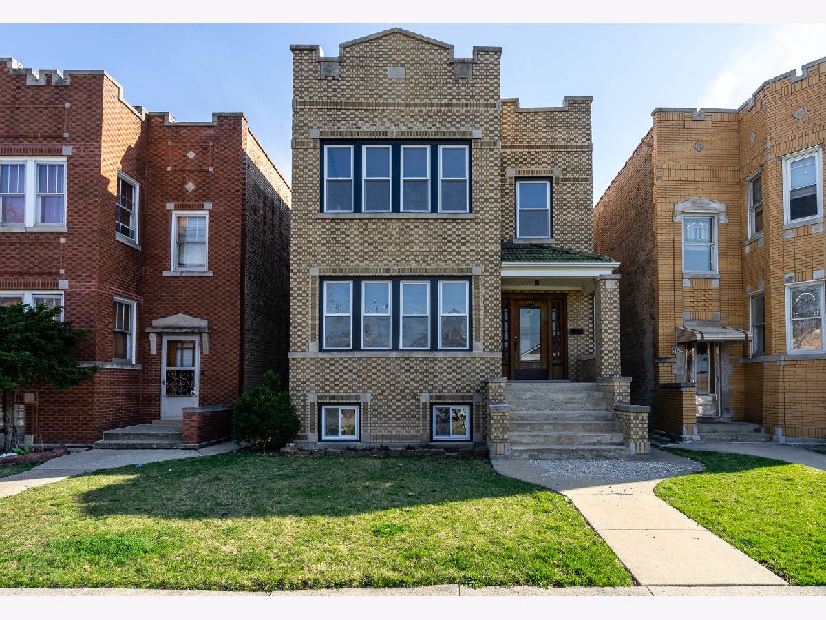 Rented Chicago Illinois, 5225 Melrose