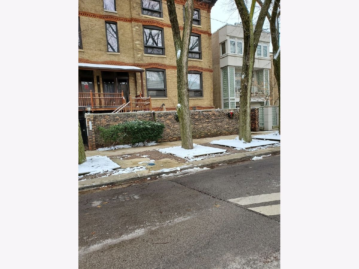  Rented Chicago Illinois, 2137 Lakewood