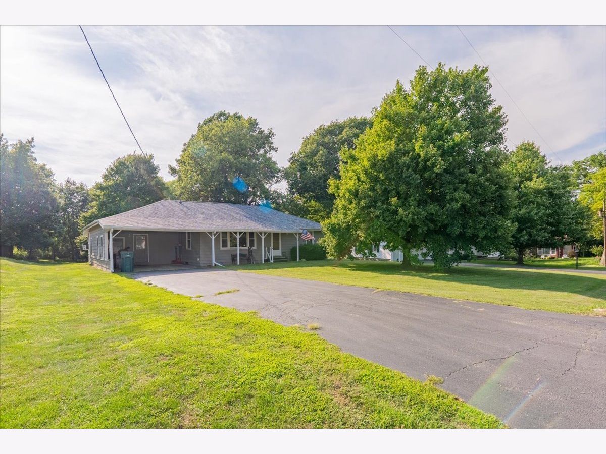 For Sale Clinton Illinois, 5547 Stone Road