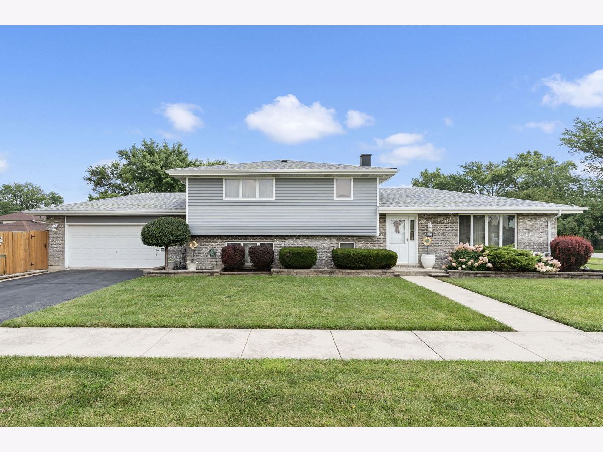 Sold Alsip Illinois, 11841 Leamington