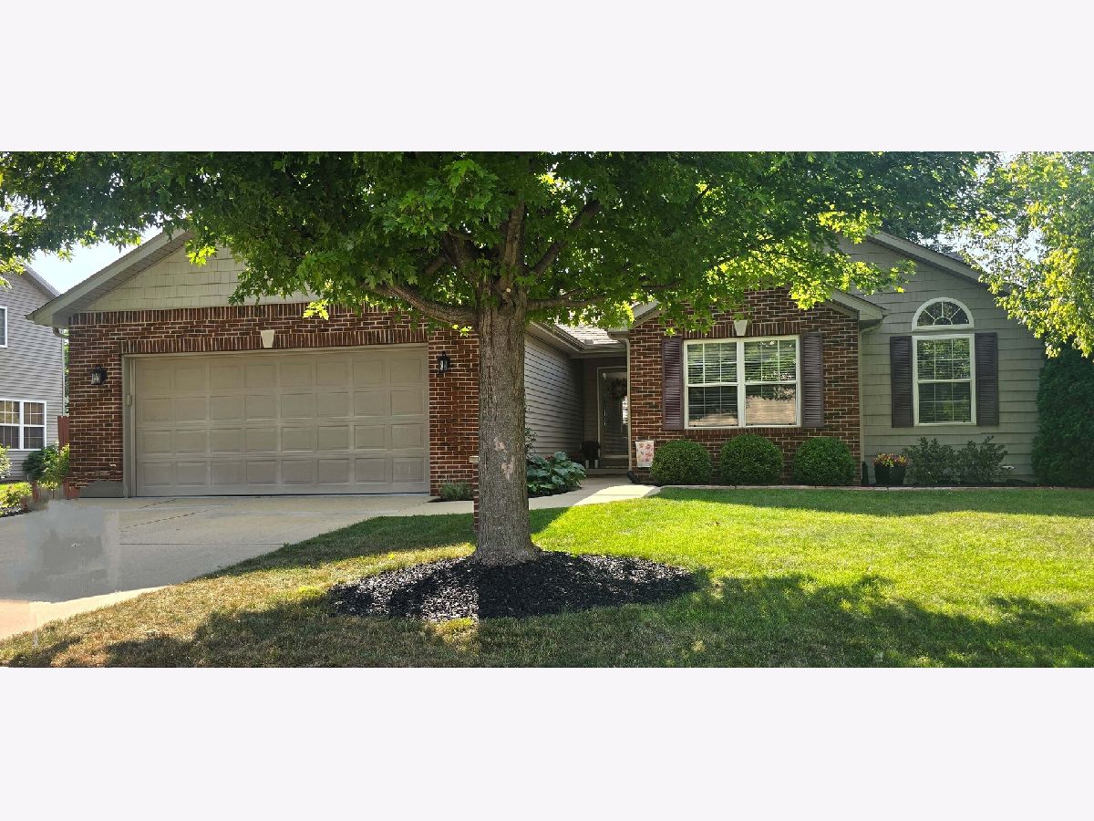  For Sale Savoy Illinois, 701 Bergamot Street