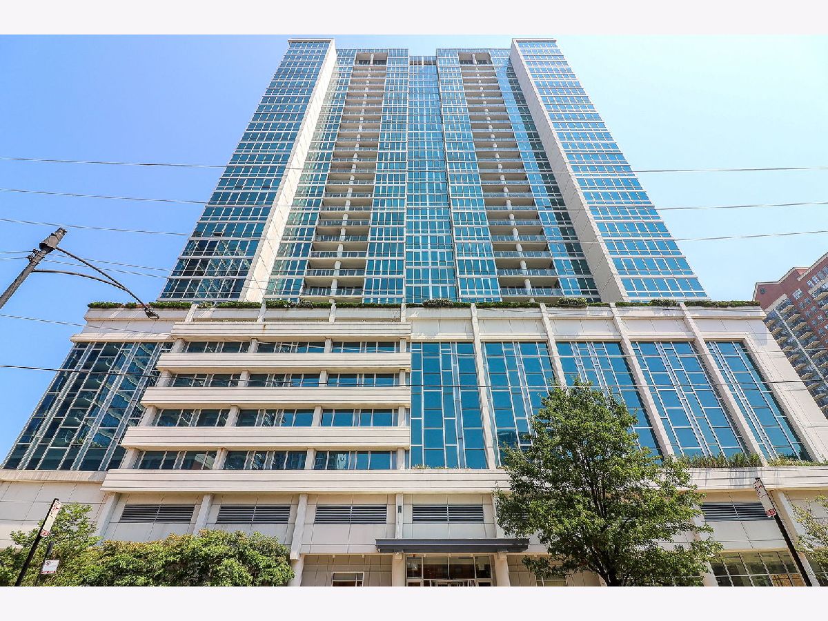 Condominiums For Sale Adler Place Chicago Illinois, 1629 Prairie Avenue