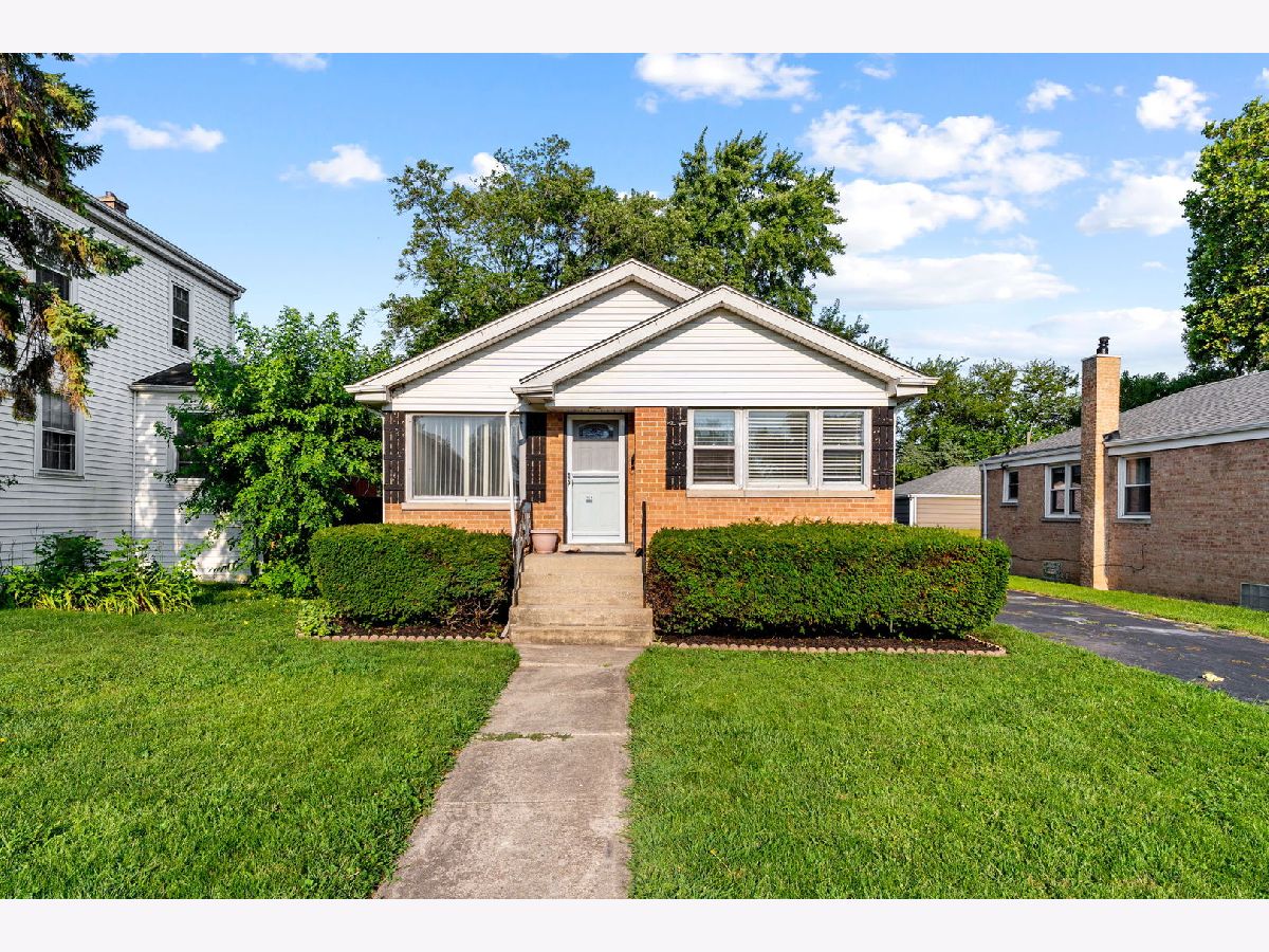  For Sale Berkeley Illinois, 1934 Arthur Avenue