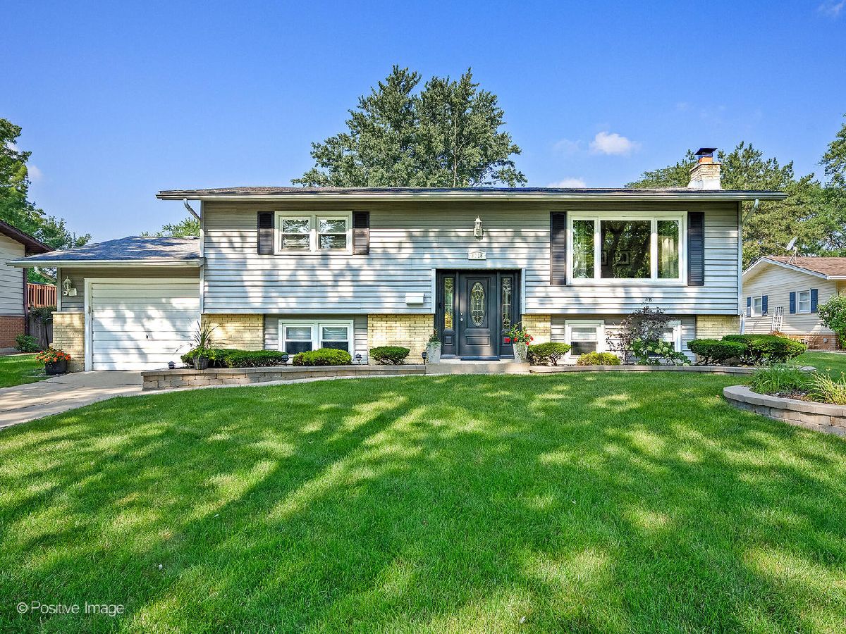  Sold Downers Grove Illinois, 6718 Briargate