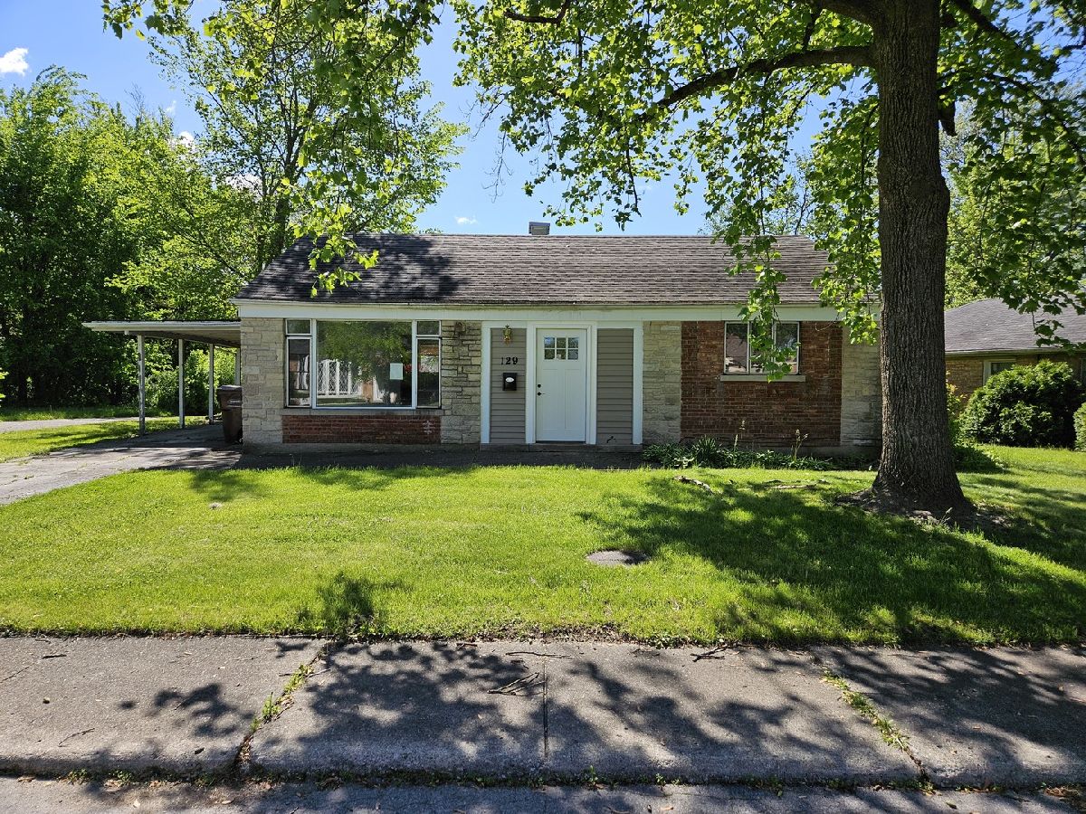 Rented Park Forest Illinois, 129 Peach