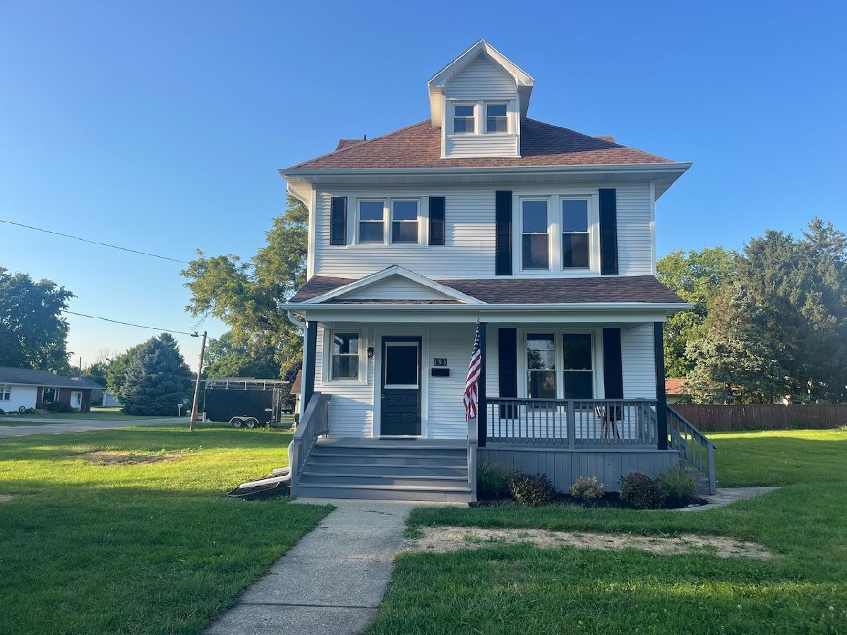  For Sale Clifton Illinois, 195 3rd Avenue