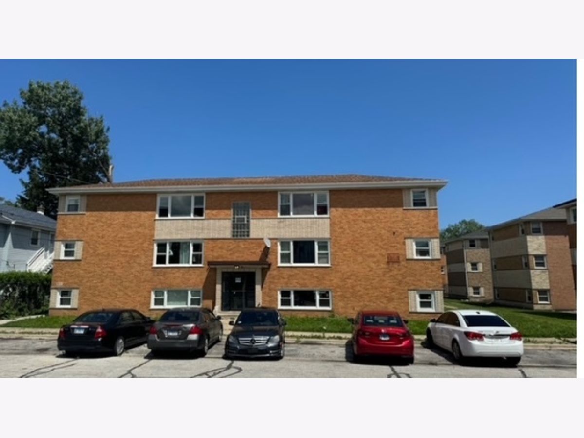  Rented Blue Island Illinois, 2069 135th
