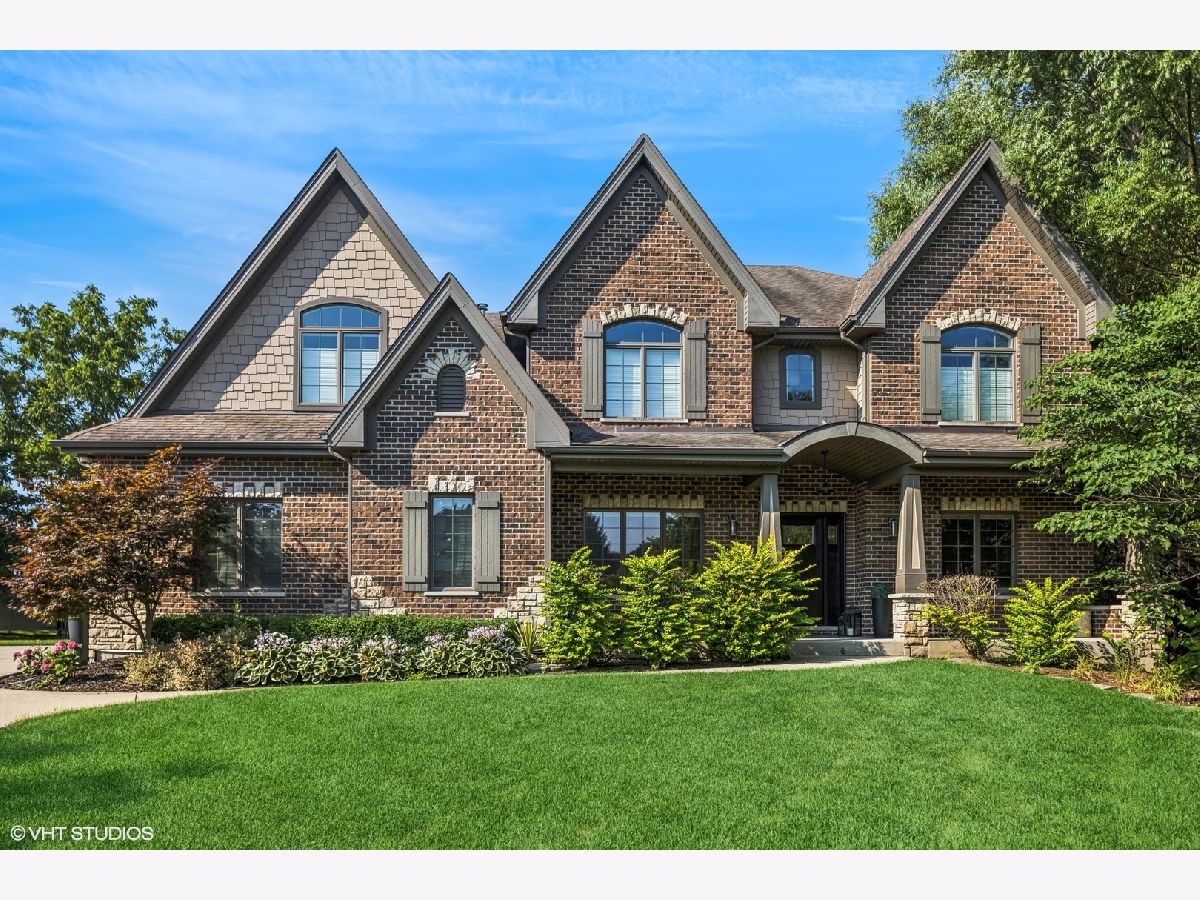 Homes & Condos & Townhomes For Sale Abbey Woods Frankfort Illinois