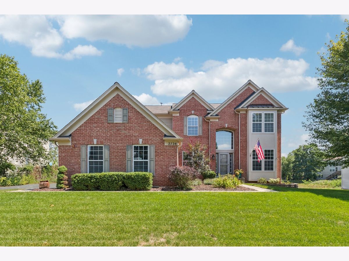  For Sale West Dundee Illinois, 2734 Carrington Drive