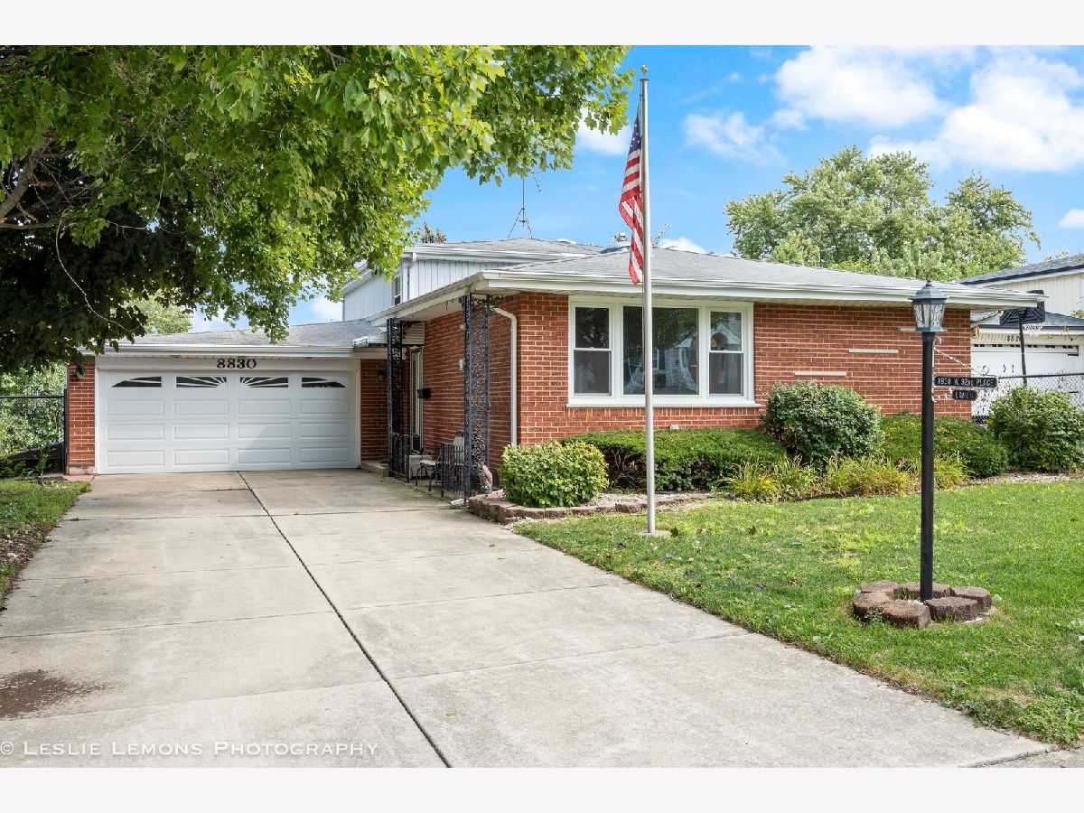  Sold Hickory Hills Illinois, 8830 92nd