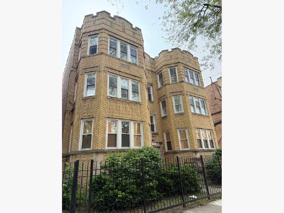  Rented Chicago Illinois, 7841 Essex