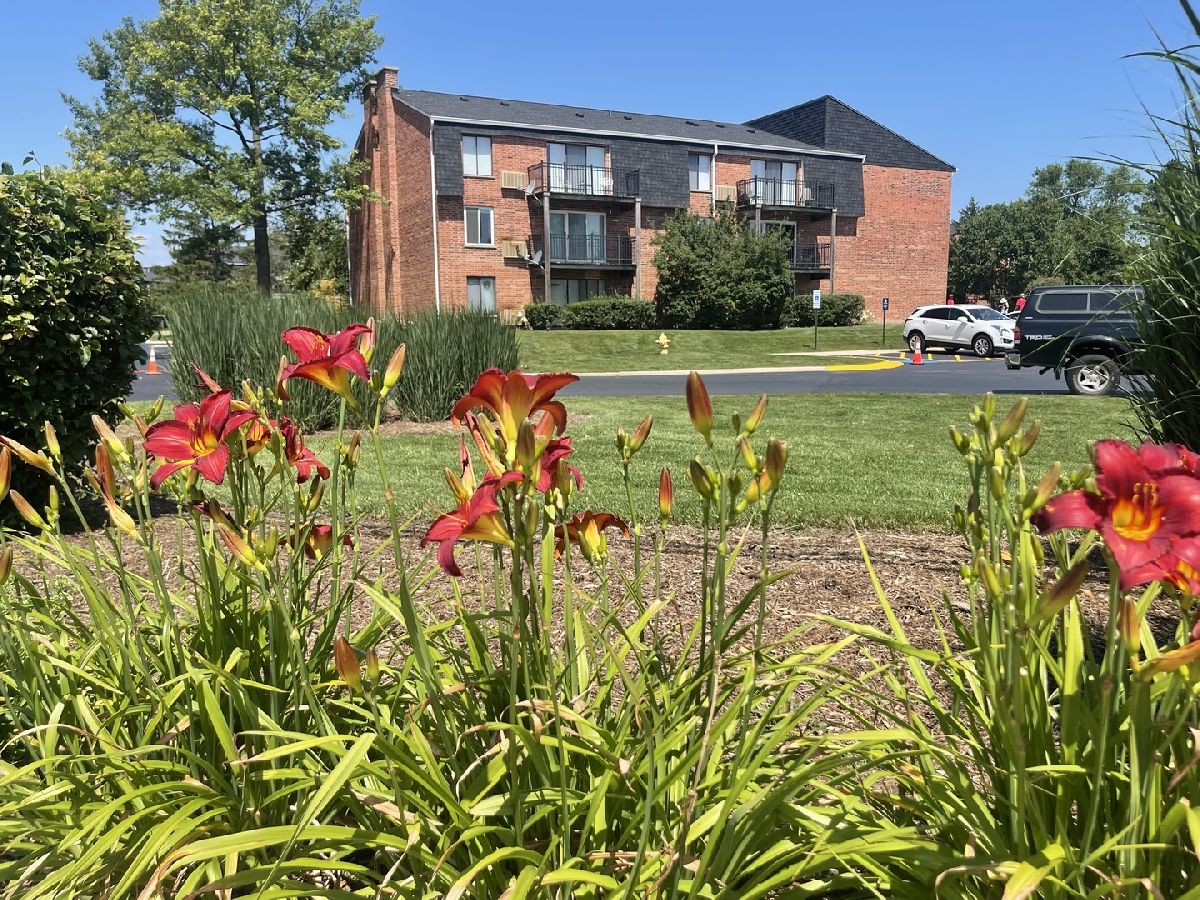  Rented Glenview Illinois, 4400 Lake