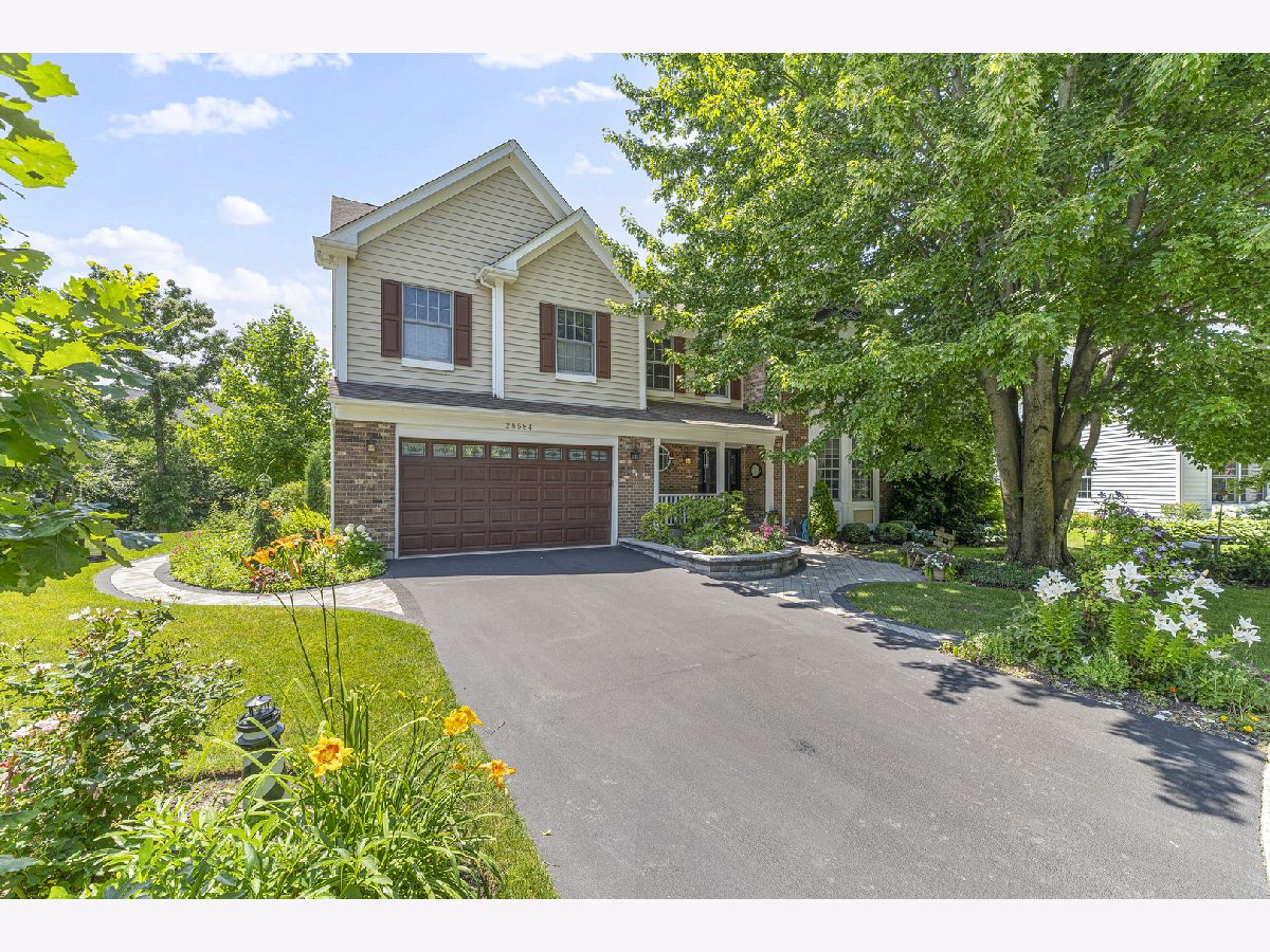 Homes For Sale Glenmore Woods Lake Bluff Illinois, 28584 Ashford Court