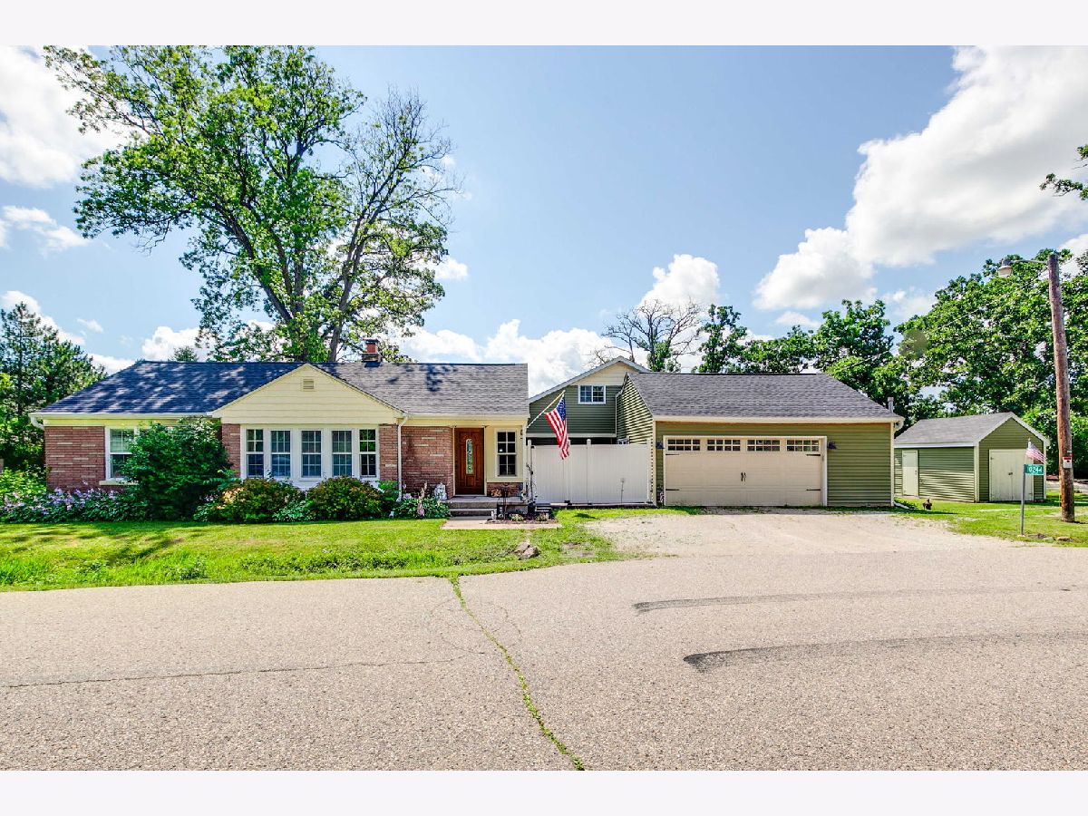  For Sale Genoa City Wisconsin, 10244 406th Avenue