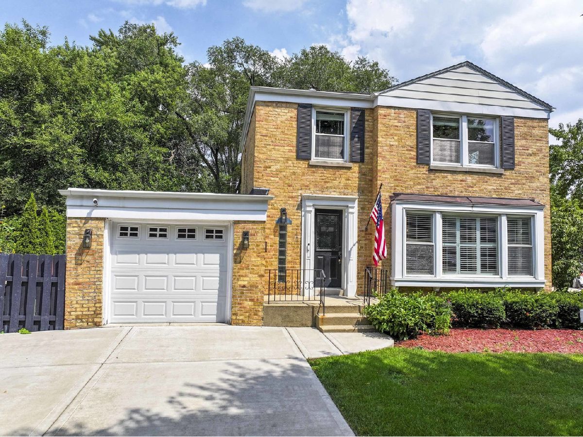  Rented Arlington Heights Illinois, 735 Patton