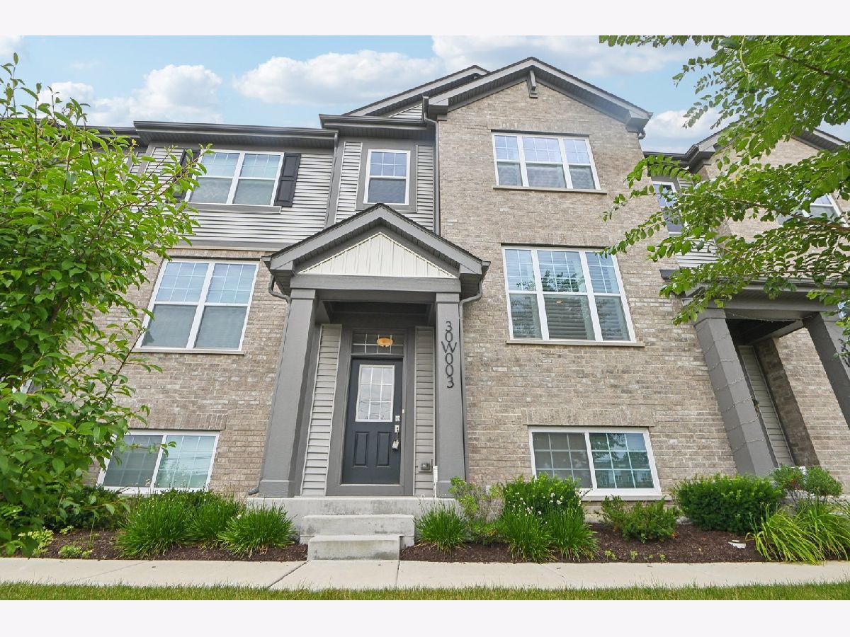  Sold Warrenville Illinois, 30W003 Brayman