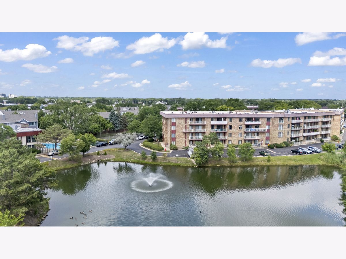 Condominiums Sold Saratoga Rolling Meadows Illinois, 5450 Astor
