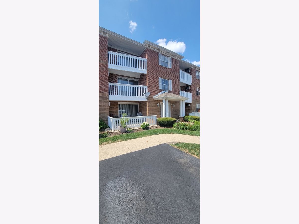 Sold Chicago Illinois, 6561 School
