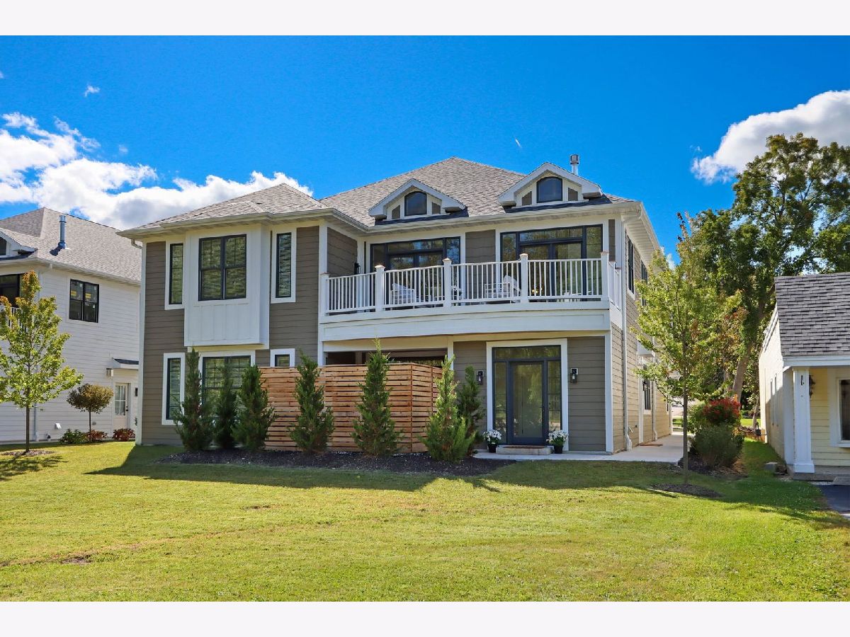  For Sale Fontana Wisconsin, 563 Mill Street