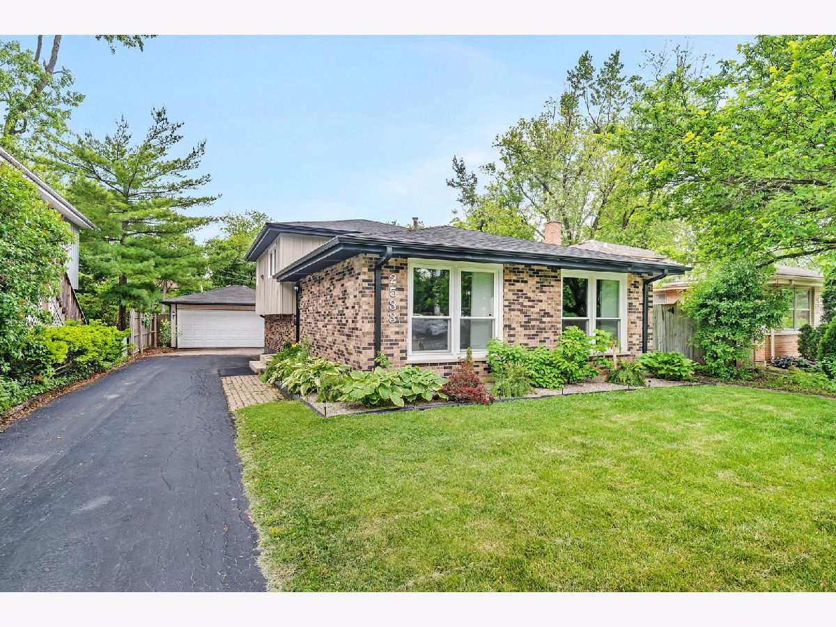 Homes & Townhomes For Sale Ravisloe Homewood Illinois, 2533 Hickory Road