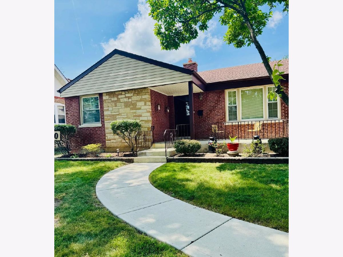 Homes For Sale Nixon Westchester Illinois, 1540 Norfolk Avenue
