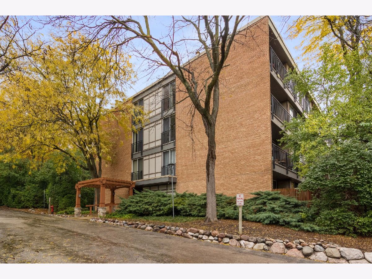  For Rent Lisle Illinois, 5830 Oakwood