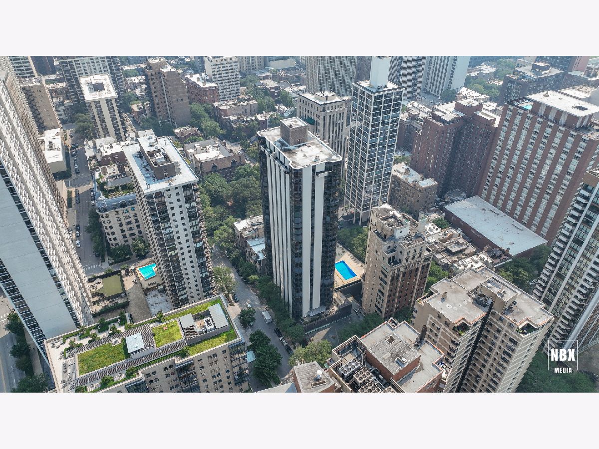  For Sale Chicago Illinois, 1310 Ritchie Court