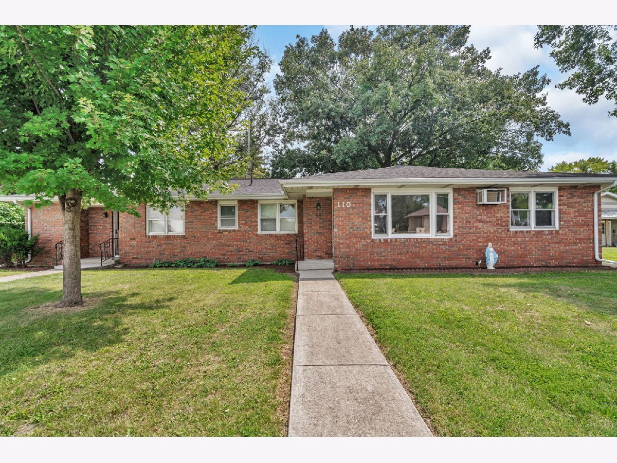  Sold Gardner Illinois, 110 & 112 Jefferson