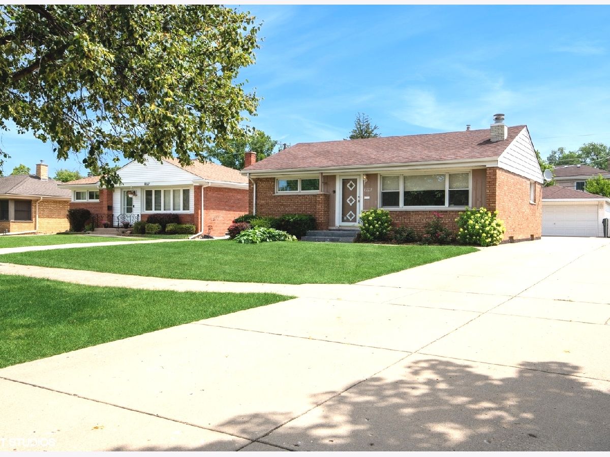  Rented Niles Illinois, 8223 Washington