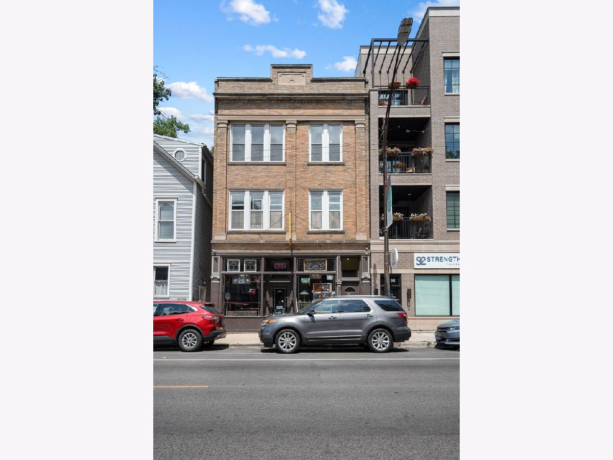  Rented Chicago Illinois, 2138 Belmont