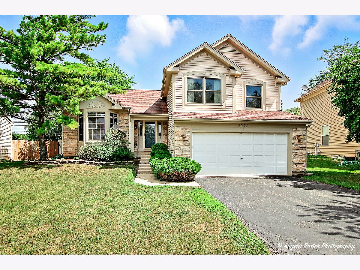  For Sale Round Lake Beach Illinois, 2647 Cherry Cove Lane