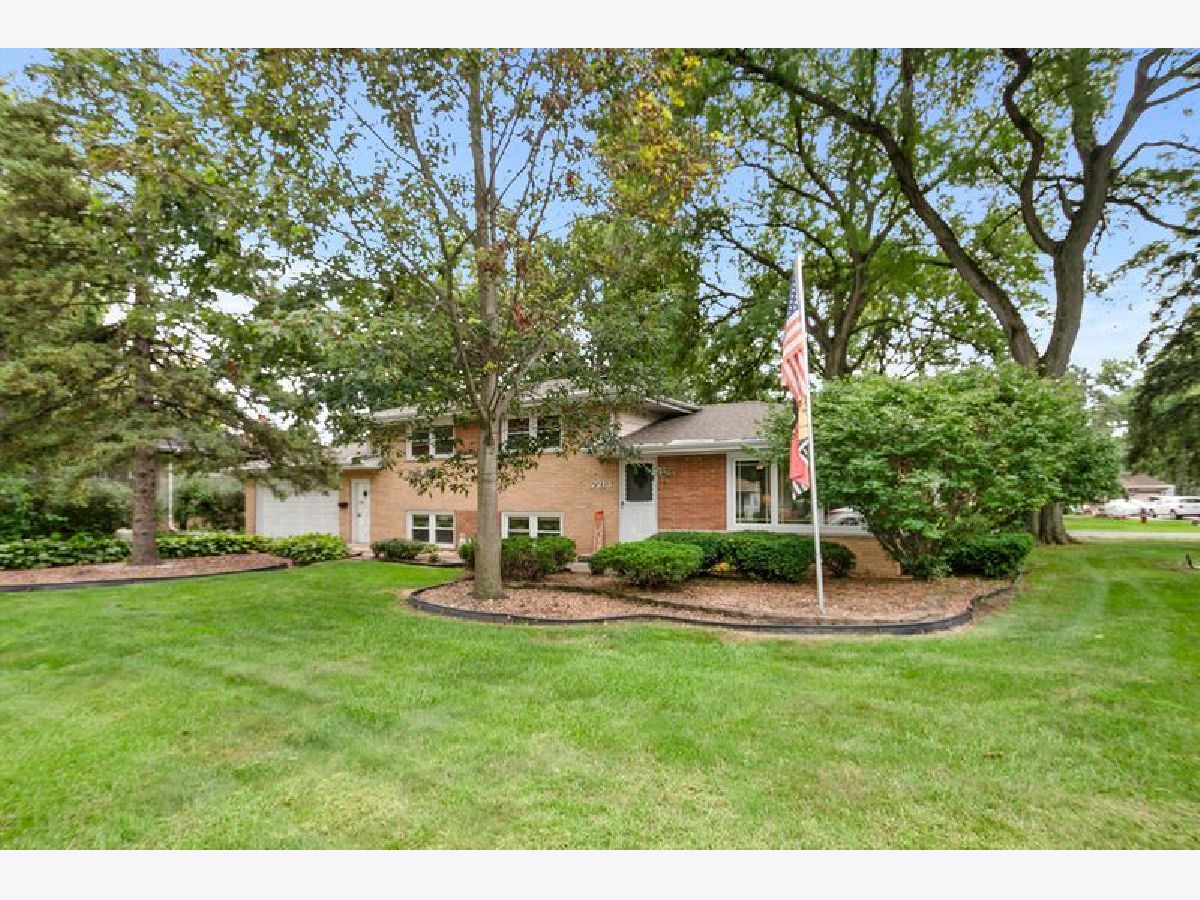  For Sale Worth Illinois, 7213 109th Street