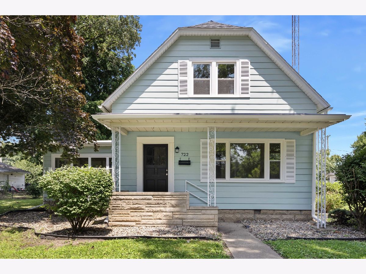  For Sale Chrisman Illinois, 722 Madison Avenue