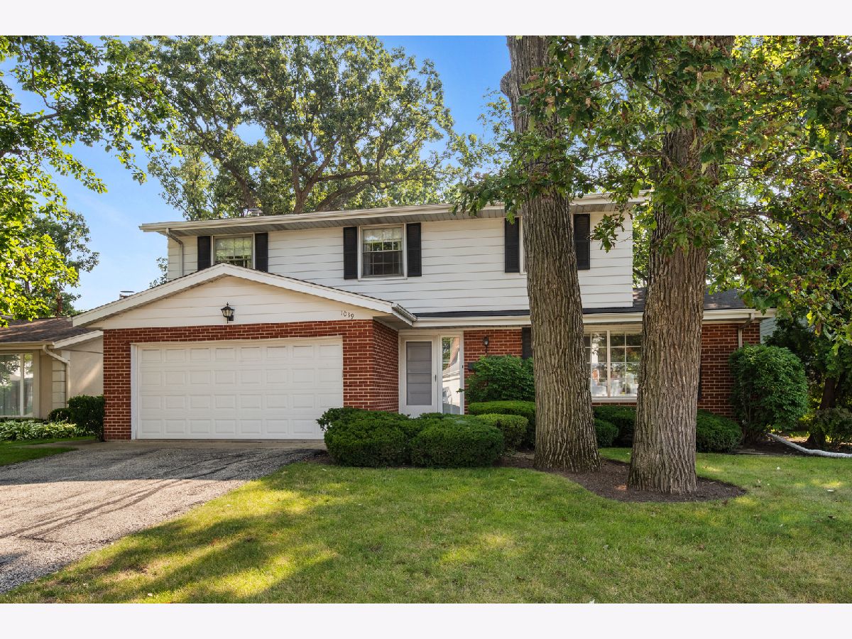 Homes Sold Scatterwoods Deerfield Illinois, 1039 Knollwood