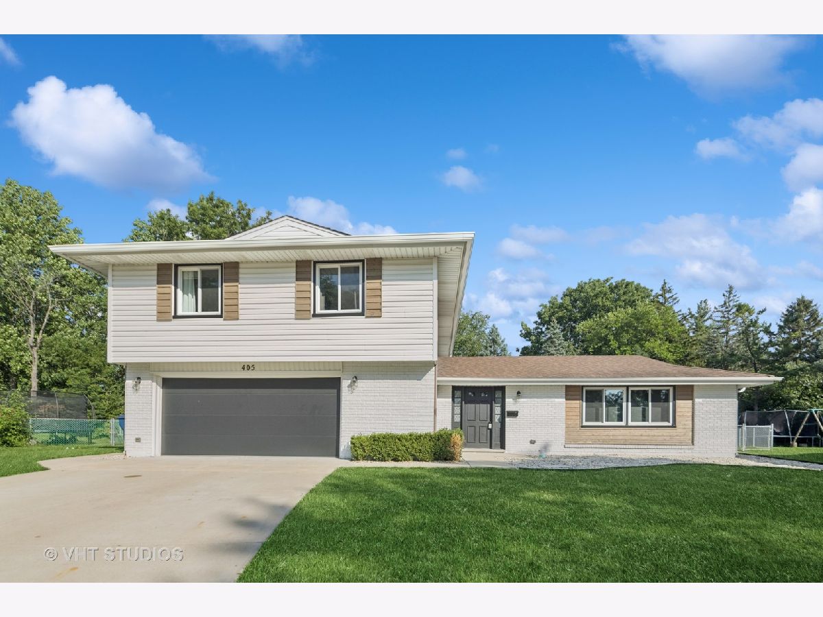 Townhomes & Condos & Homes For Sale Weathersfield South Schaumburg Illinois, 405 Clifton Court