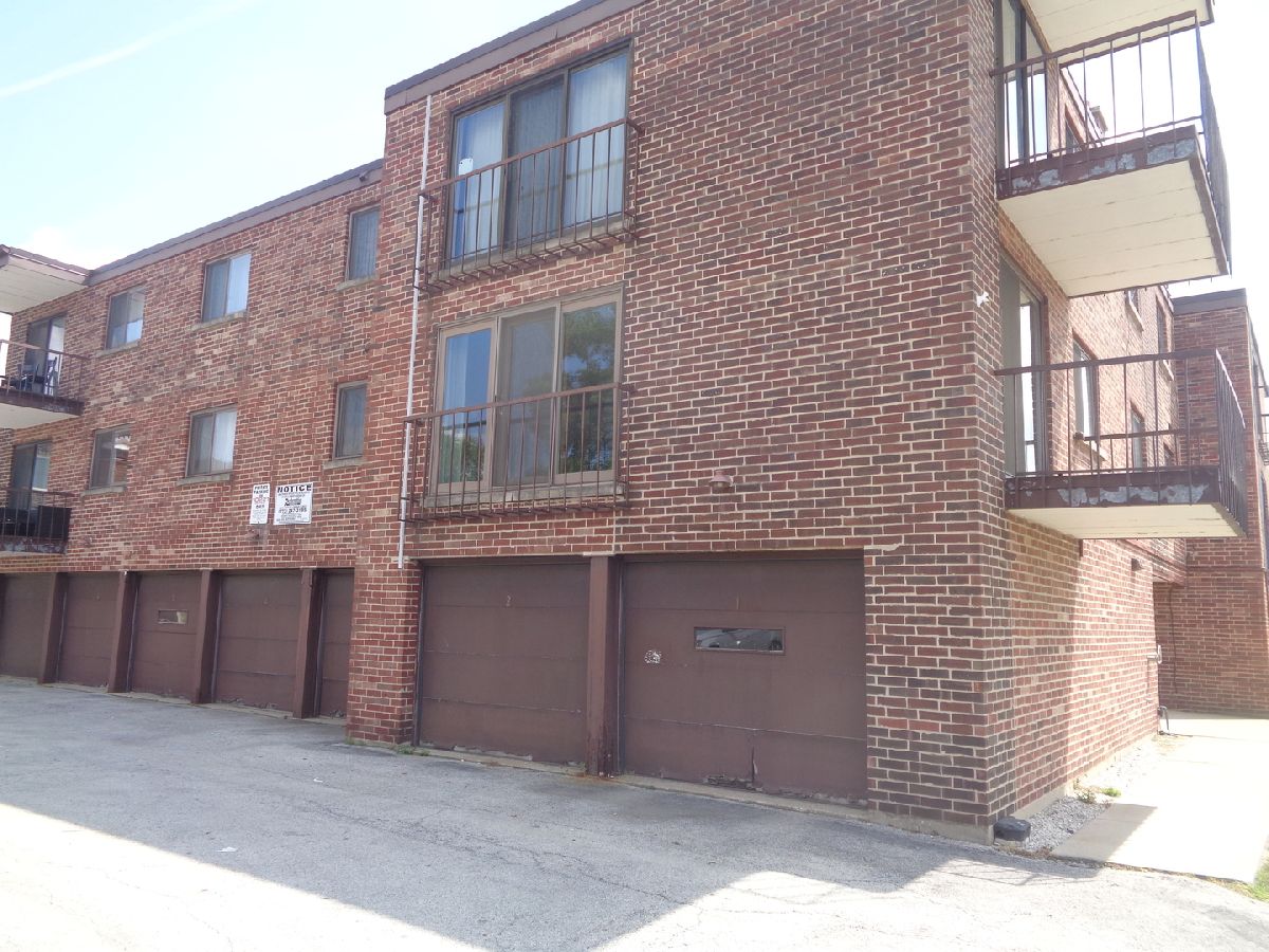  Rented Oak Lawn Illinois, 10221 Central