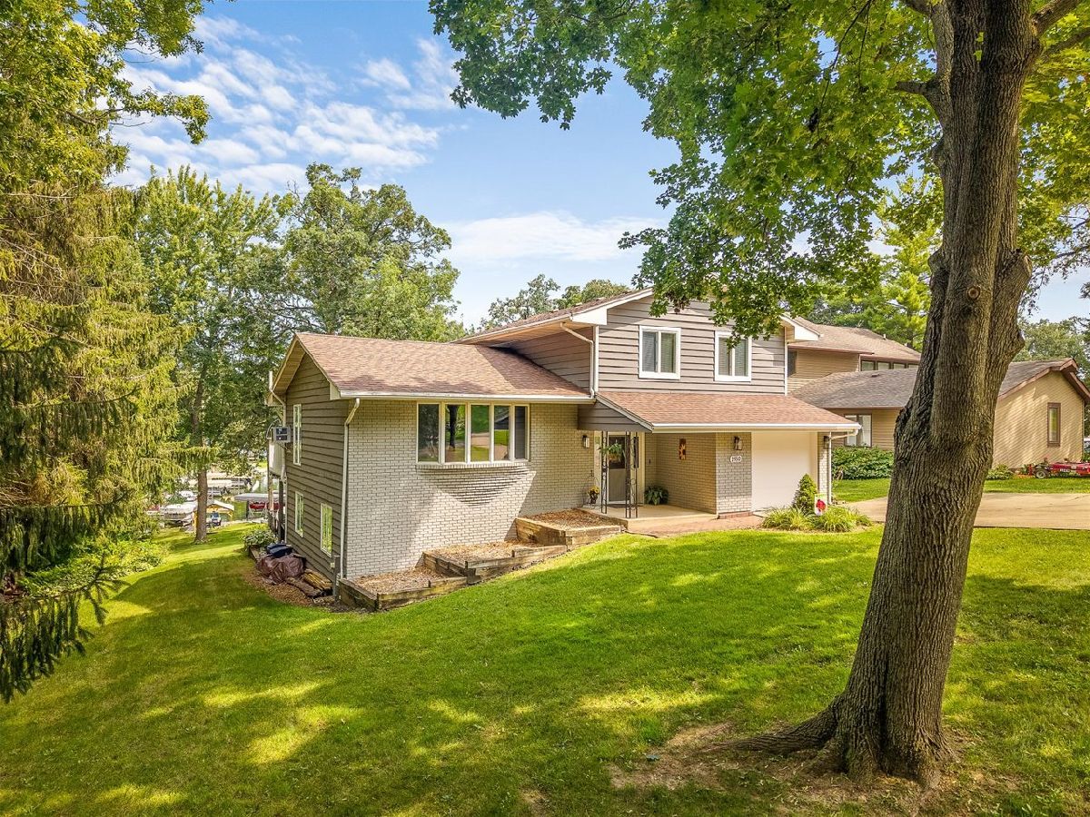  Sold Davis Illinois, 1950 Baintree