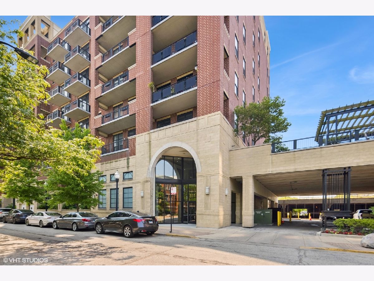 Condos & Townhomes & Homes Rented University Village Chicago Illinois, 811 15th